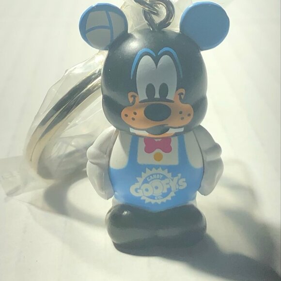 Disney Chef Goofy Keychain Vinylmation Jr. Series 8 Goofy's Candy Co Multicolor - Picture 4 of 7